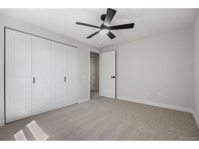 7570 S Rosemary Cir, Centennial, CO 80112