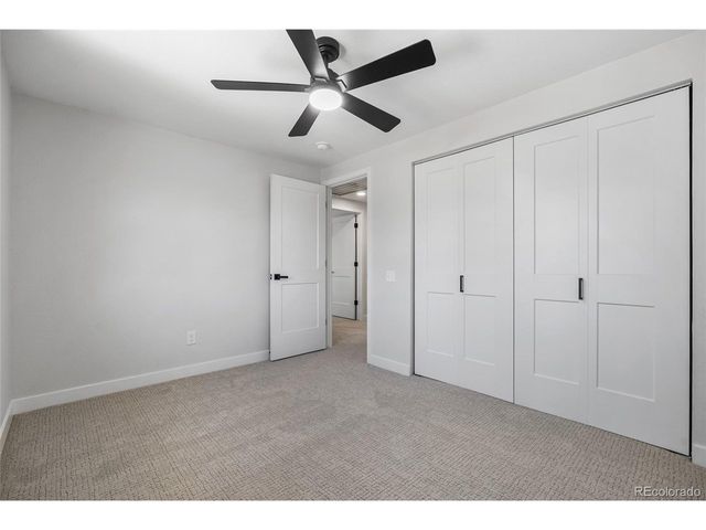 7570 S Rosemary Cir, Centennial, CO 80112