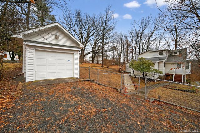 36 Weygant Hill, Highland Mills, NY 10930