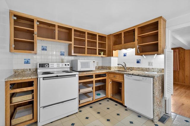 36 Weygant Hill, Highland Mills, NY 10930