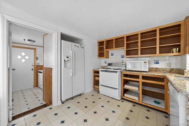 36 Weygant Hill, Highland Mills, NY 10930