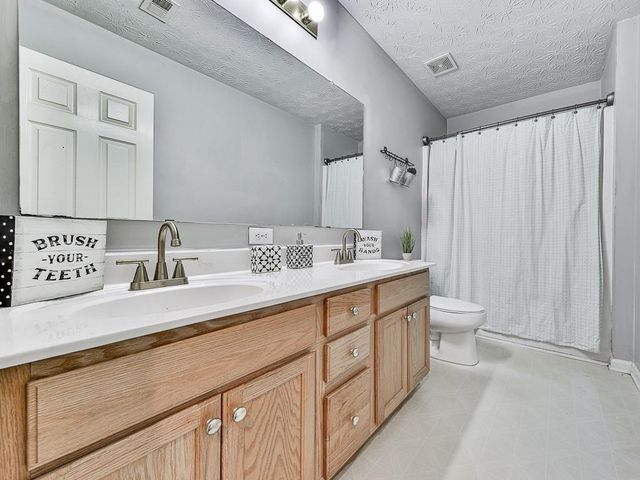 2013 Dartmoth Way, Villa Rica, GA 30180