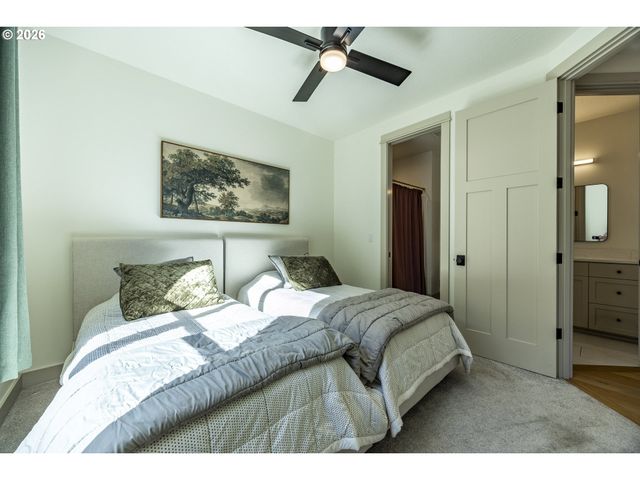 32767 COBURG CREEK Dr, Coburg, OR 97408