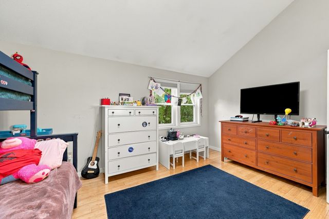 52 Pickman Rd 3B, Salem, MA 01970