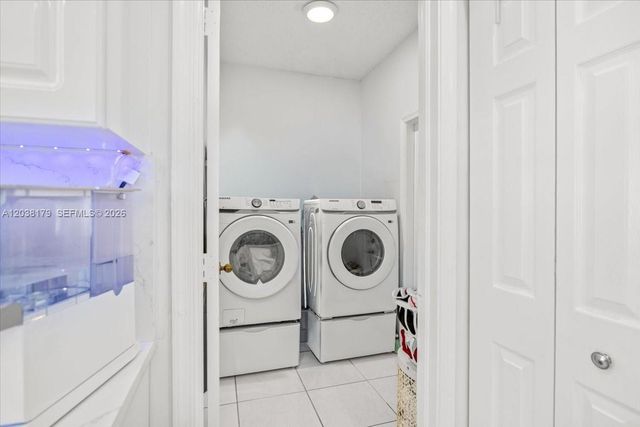 1099 Birchwood Road, Weston, FL 33327