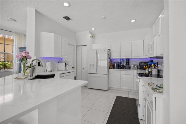 1099 Birchwood Road, Weston, FL 33327