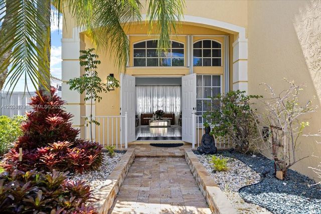 1099 Birchwood Road, Weston, FL 33327