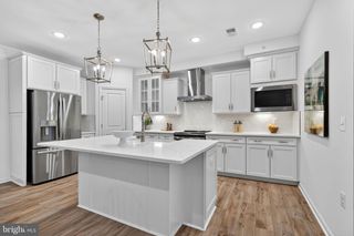 13970 ENGLEFIELD DR #404, Woodbridge, VA 22193