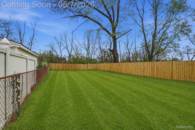 21412 Reimanville Avenue, Royal Oak Charter Township, MI 48220