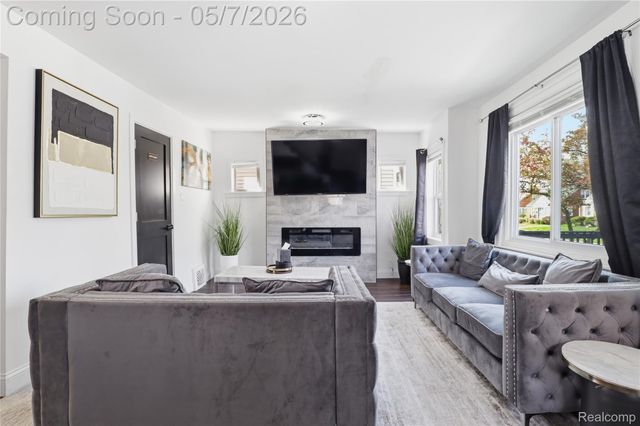 21412 Reimanville Avenue, Royal Oak Charter Township, MI 48220