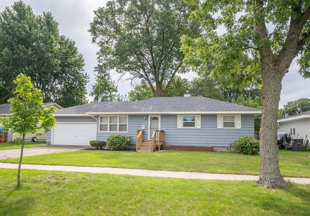 1355 W Broadway Avenue, Muskegon, MI 49441