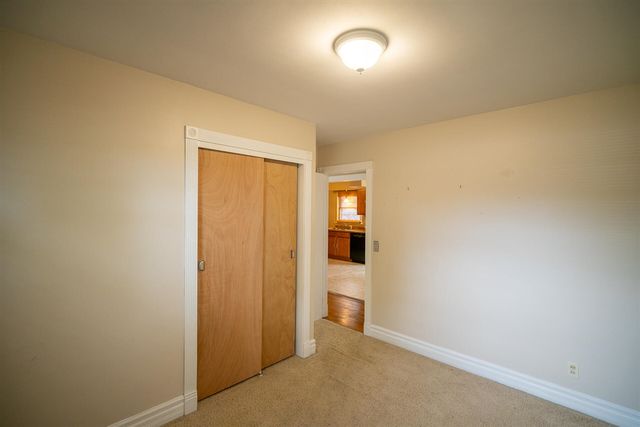 1355 W Broadway Avenue, Muskegon, MI 49441