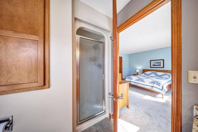 1460 WOODMONT WAY, Ashwaubenon, WI 54313