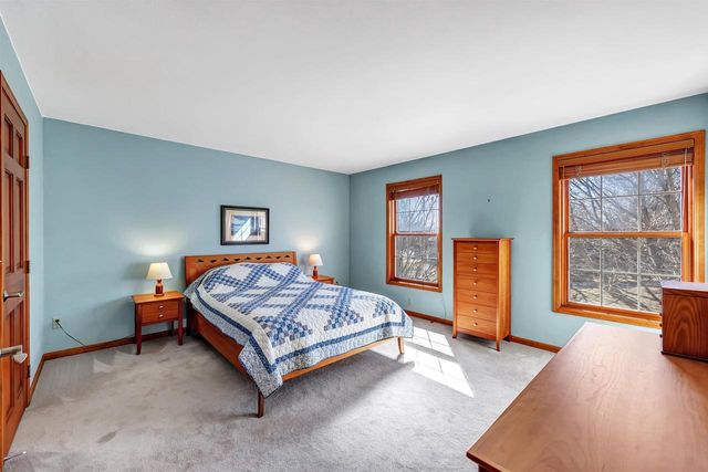 1460 WOODMONT WAY, Ashwaubenon, WI 54313