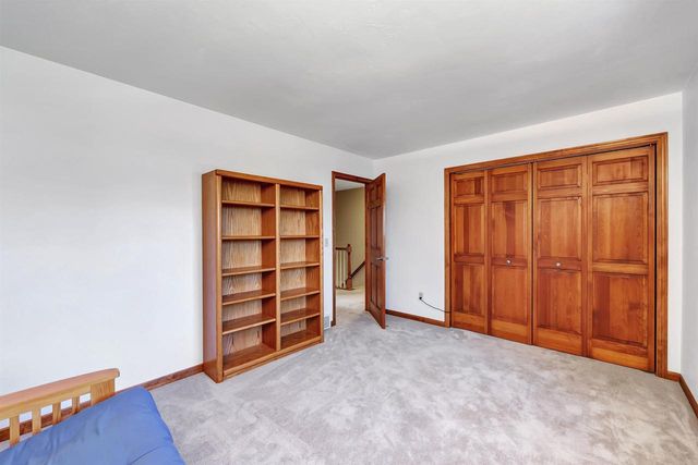 1460 WOODMONT WAY, Ashwaubenon, WI 54313