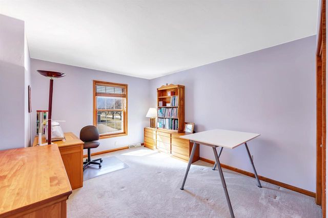 1460 WOODMONT WAY, Ashwaubenon, WI 54313