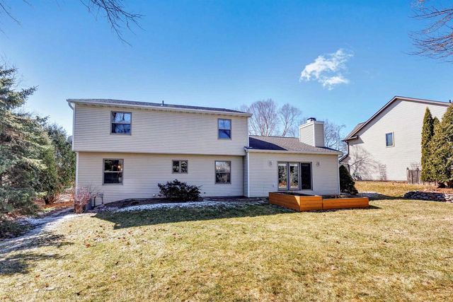 1460 WOODMONT WAY, Ashwaubenon, WI 54313