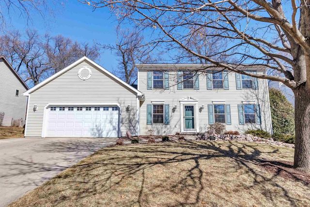 1460 WOODMONT WAY, Ashwaubenon, WI 54313