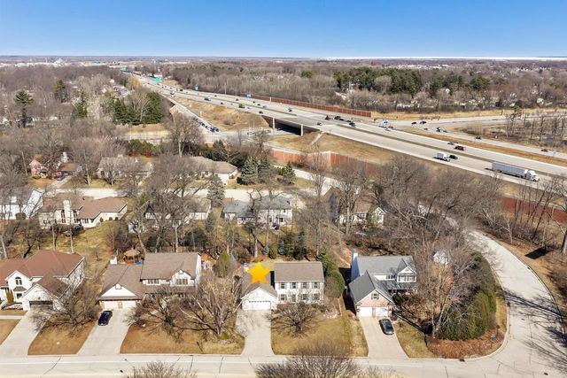 1460 WOODMONT WAY, Ashwaubenon, WI 54313