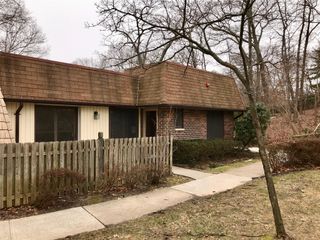 309 Clubhouse Court, Coram, NY 11727