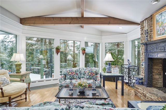 1200 Yellow Creek Lane, Akron, OH 44333