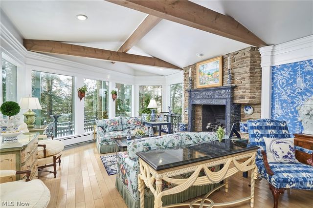 1200 Yellow Creek Lane, Akron, OH 44333