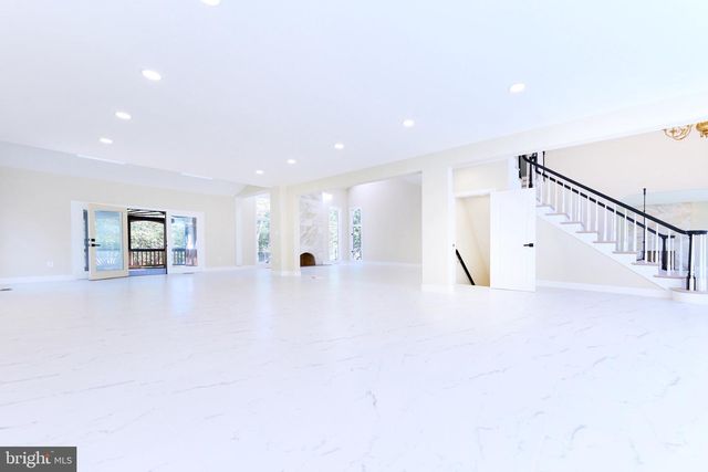 2713 SILKWOOD CT, Oakton, VA 22124