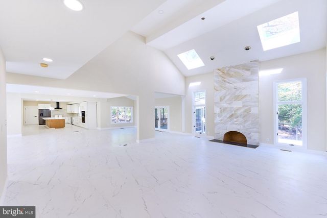 2713 SILKWOOD CT, Oakton, VA 22124
