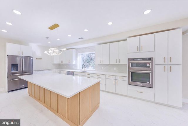 2713 SILKWOOD CT, Oakton, VA 22124