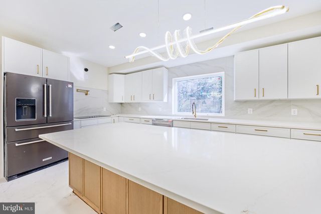 2713 SILKWOOD CT, Oakton, VA 22124