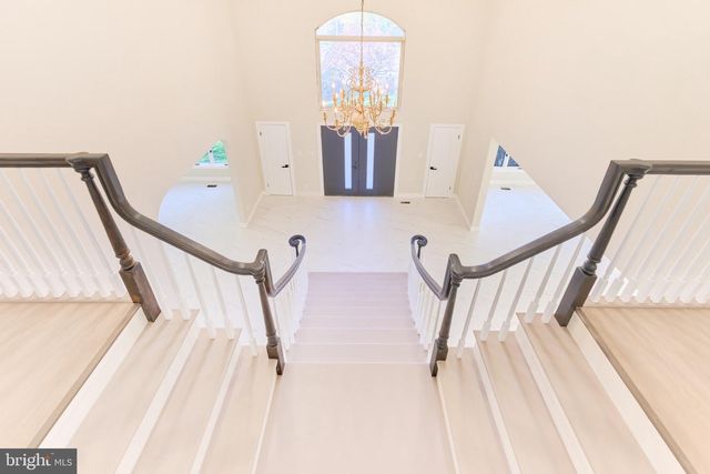 2713 SILKWOOD CT, Oakton, VA 22124