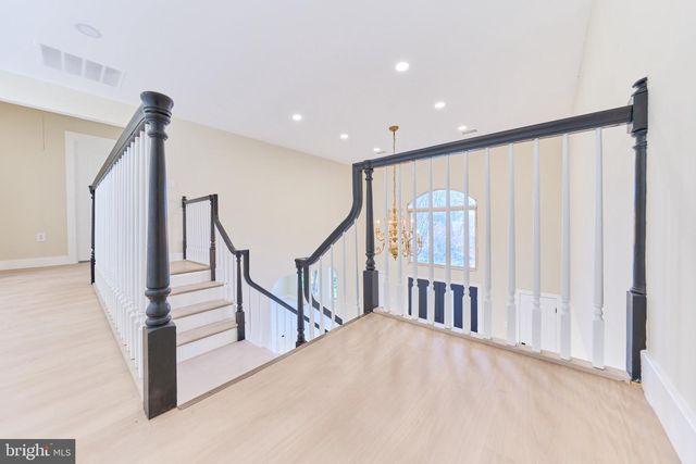 2713 SILKWOOD CT, Oakton, VA 22124