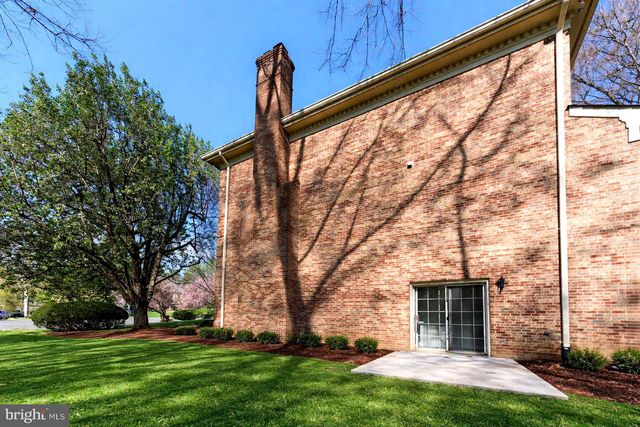 2713 SILKWOOD CT, Oakton, VA 22124