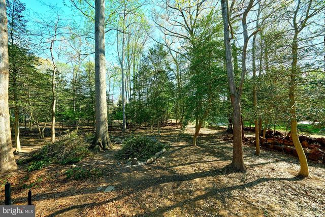 2713 SILKWOOD CT, Oakton, VA 22124