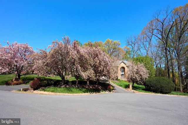 2713 SILKWOOD CT, Oakton, VA 22124