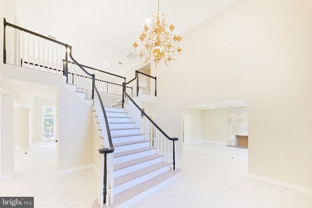 2713 SILKWOOD CT, Oakton, VA 22124