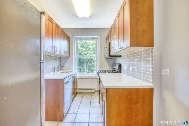 110 Summer Street 3A, Stamford, CT 06840