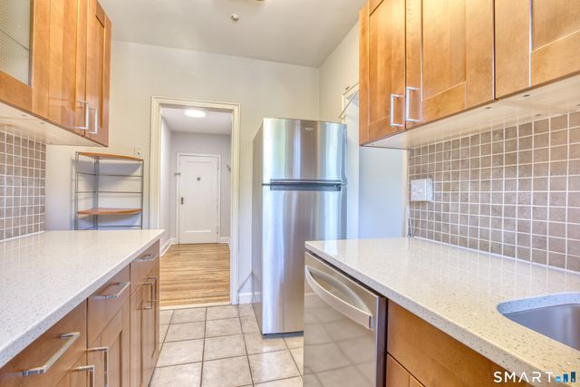 110 Summer Street 3A, Stamford, CT 06840