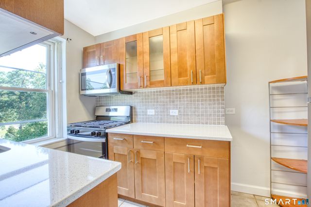 110 Summer Street 3A, Stamford, CT 06840
