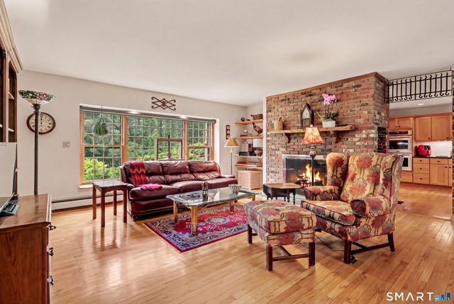 28 Winding Brook Lane, Redding, CT 06896