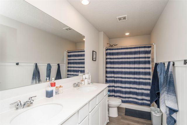 510 Elkhorn Street, Mitchellville, IA 50169