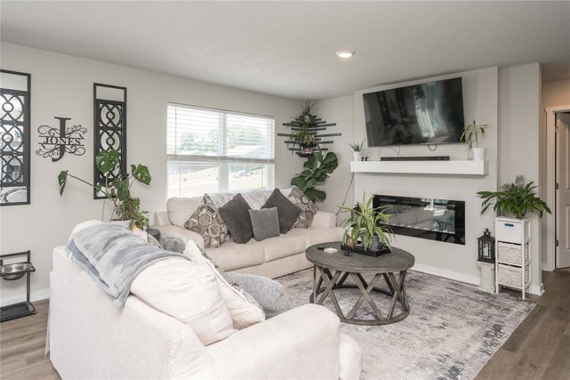 510 Elkhorn Street, Mitchellville, IA 50169