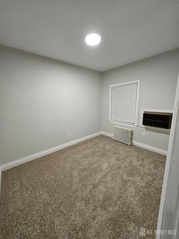 74 Coley Street, Woodbridge Proper, NJ 07095