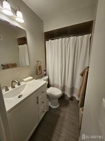 74 Coley Street, Woodbridge Proper, NJ 07095