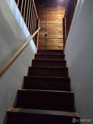 74 Coley Street, Woodbridge Proper, NJ 07095