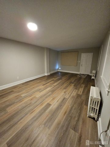 74 Coley Street, Woodbridge Proper, NJ 07095