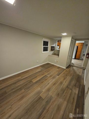 74 Coley Street, Woodbridge Proper, NJ 07095