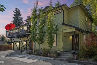909 NW Delaware Avenue, Bend, OR 97703