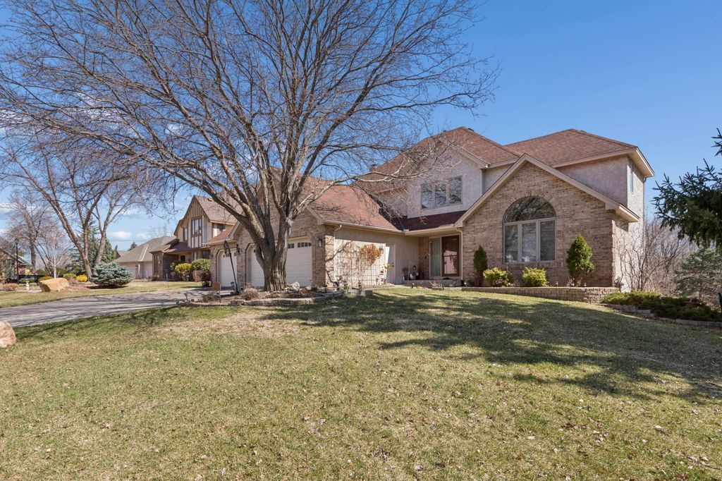 3510 Wedgewood Lane N, Plymouth, MN 55441