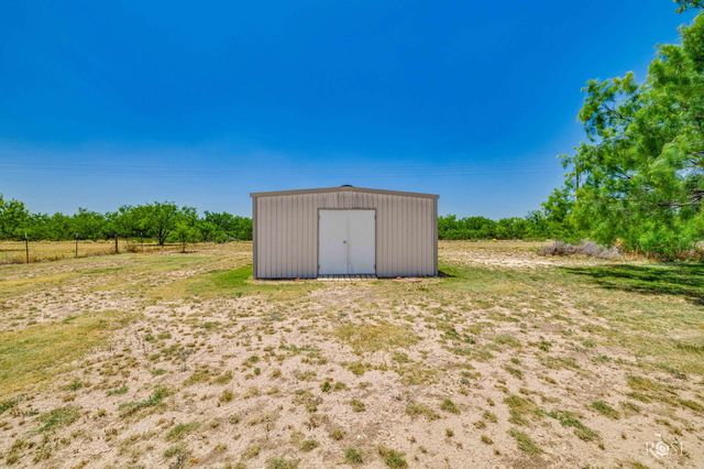 1755 Reece Road, San Angelo, TX 76904